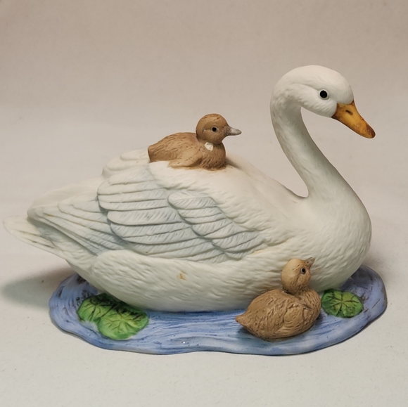 Homco Other - Homco Swan Figurine
